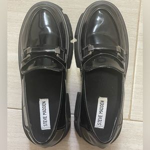 STEVE MADDEN LOAFERS